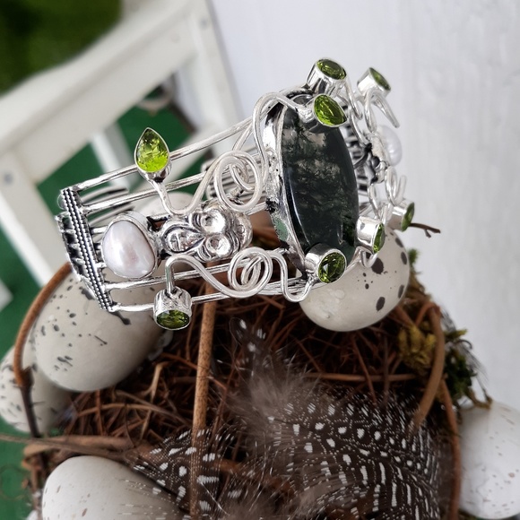 New Moss Agate, Peridot Silver Skull Bracelet. - Picture 7 of 7